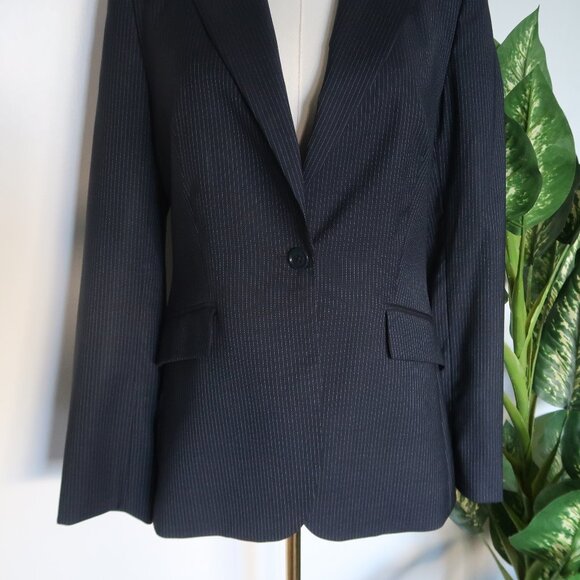 Brooks Brothers 100% Wool Navy Pinstripe Blazer Women’s Classic Office Size 6 - Picture 5 of 10